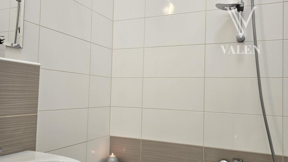 VALEN | Priestranný 3i byt s krásnym výhľadom na Stromovej, Kramáre