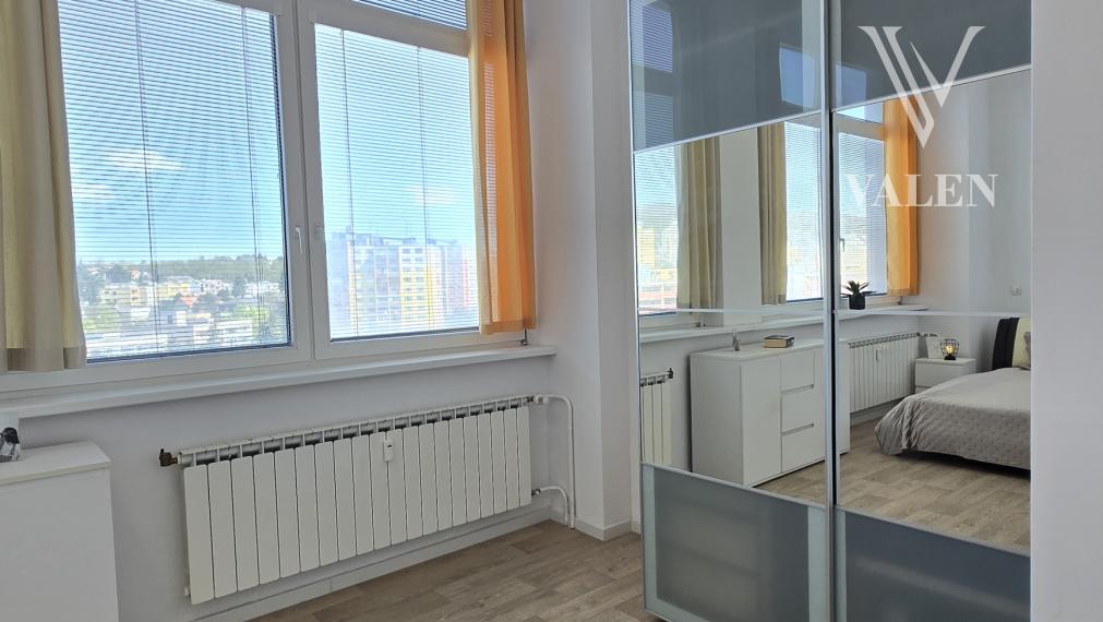 VALEN | Priestranný 3i byt s krásnym výhľadom na Stromovej, Kramáre