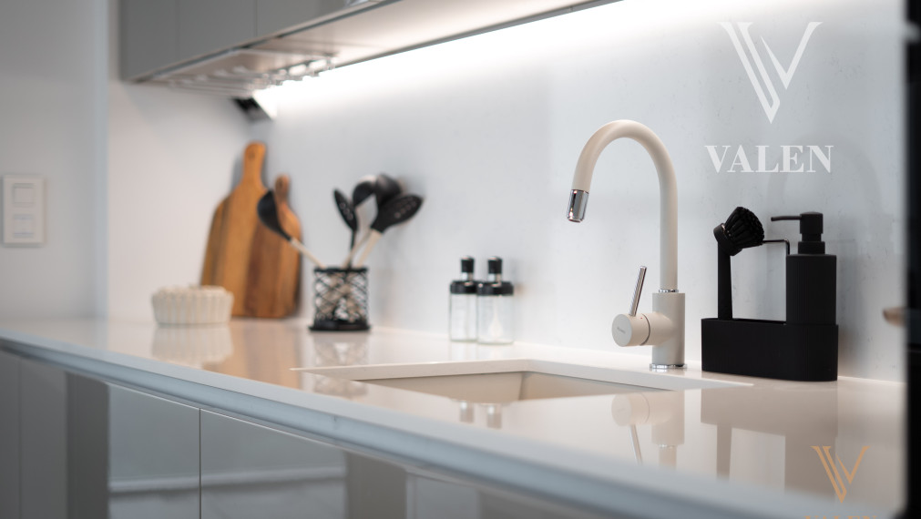 VALEN | Luxusný 4 izbový byt v projekte EUROVEA TOWER