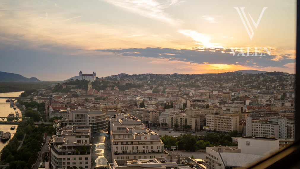VALEN | Luxusný 4 izbový byt v projekte EUROVEA TOWER