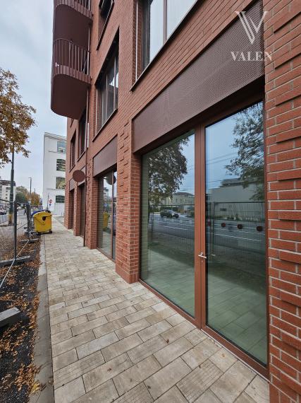 VALEN | Lukratívny obchodný priestor ZWIRN