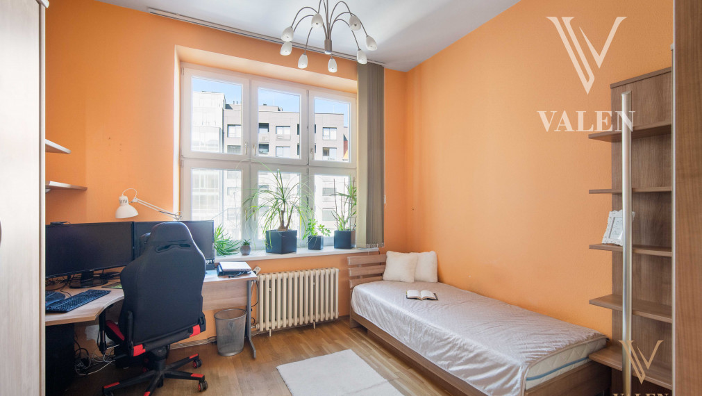 VALEN | Vzdušný 4,5 izbový byt s vysokými stropmi v srdci Bratislavy