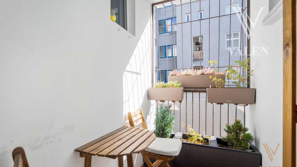 VALEN | Vzdušný 4,5 izbový byt s vysokými stropmi v srdci Bratislavy