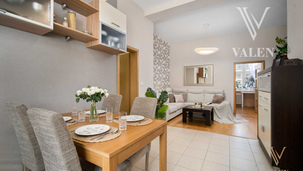 VALEN | Vzdušný 4,5 izbový byt s vysokými stropmi v srdci Bratislavy