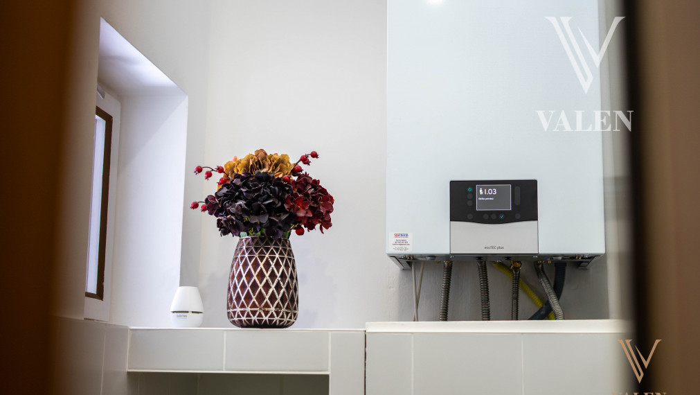 VALEN | Vzdušný 4,5 izbový byt s vysokými stropmi v srdci Bratislavy