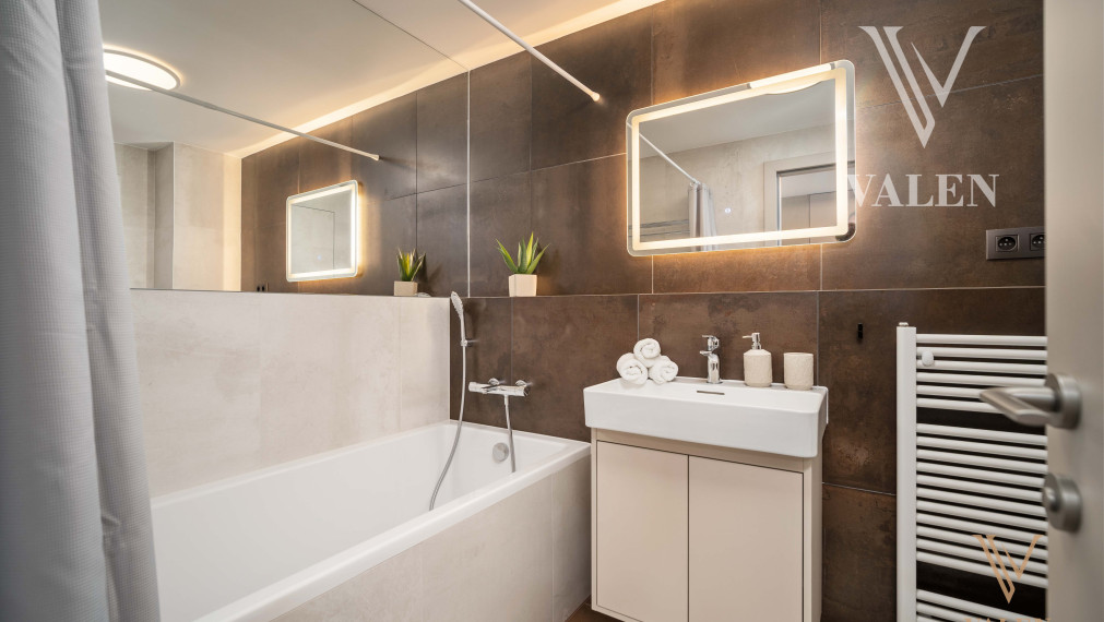 VALEN | Luxusný 2 izbový byt s výhľadom na hrad v projekte EUROVEA TOWER