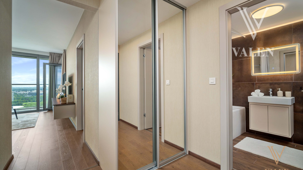 VALEN | Luxusný 2 izbový byt s výhľadom na hrad v projekte EUROVEA TOWER