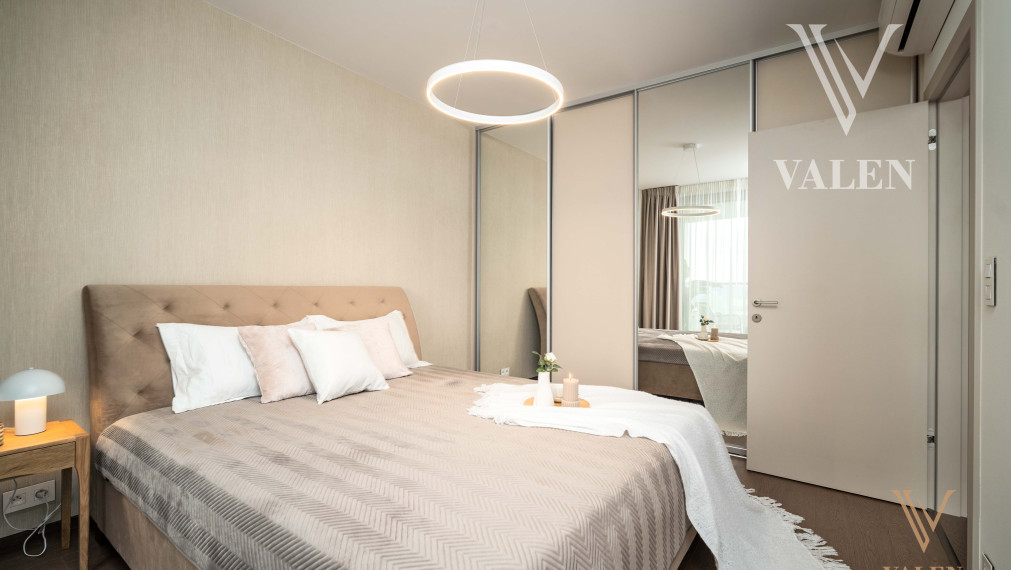 VALEN | Luxusný 2 izbový byt s výhľadom na hrad v projekte EUROVEA TOWER