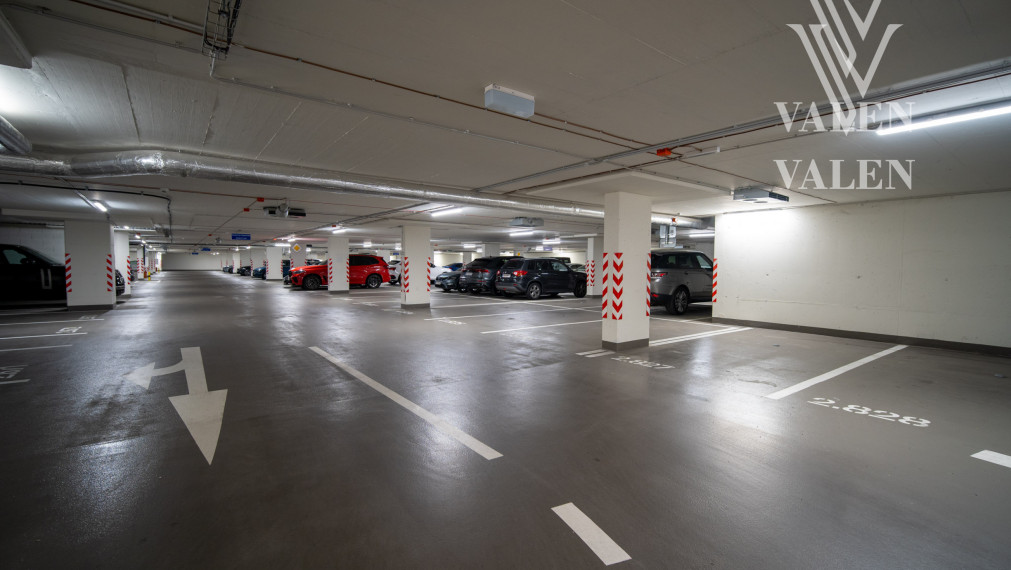 VALEN | Voľné parkovacie miesto v Skyparku - prenájom