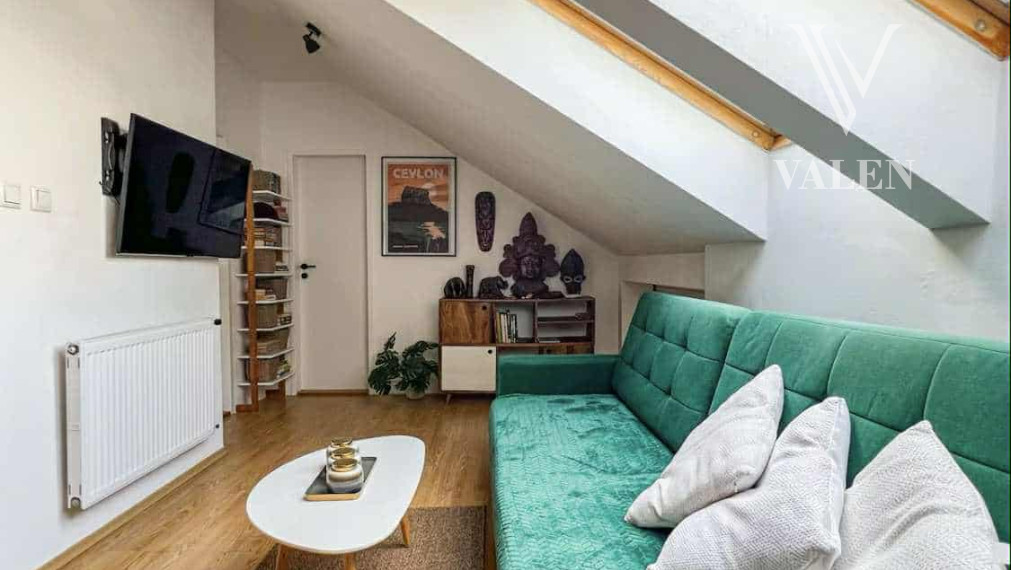 VALEN | Mezonetový 2-izbový byt na prenájom v Starom meste