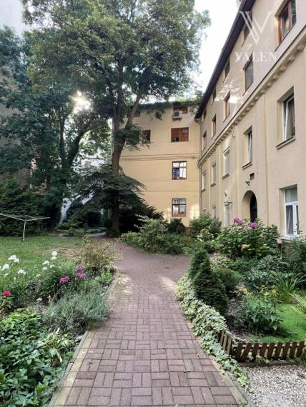 VALEN | Mezonetový 2-izbový byt na prenájom v Starom meste