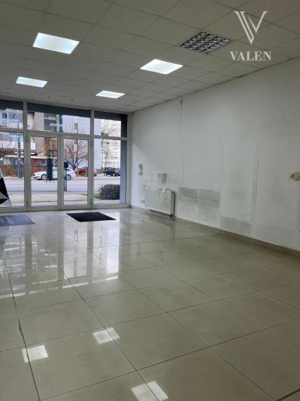 VALEN | Priestranný obchodný priestor na Podzáhradnej ulici