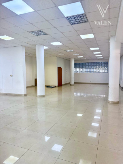 VALEN | Priestranný obchodný priestor na Podzáhradnej ulici