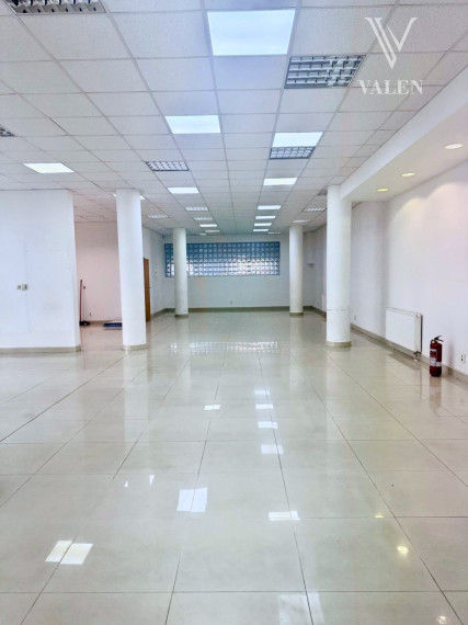 VALEN | Priestranný obchodný priestor na Podzáhradnej ulici