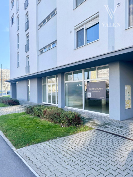 VALEN | Priestranný obchodný priestor na Podzáhradnej ulici