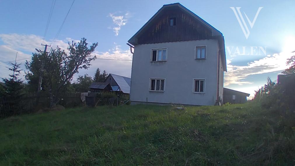 VALEN | Rodinný dom v nádhernom tichom prostredí pod Poľanou