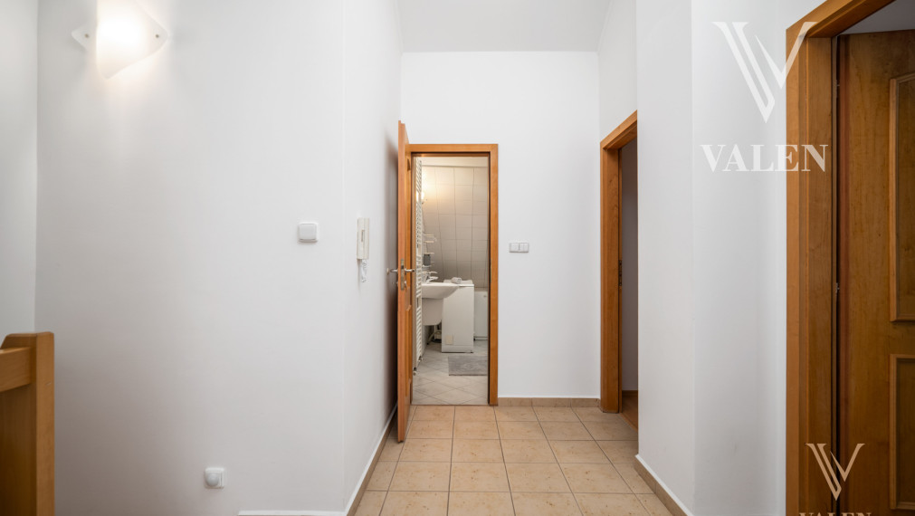 VALEN | Výborný 3i mezonet v lokalite 500 bytov, BA II.