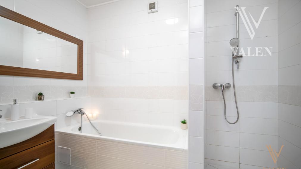 VALEN | Priestranný 3i byt na Obchodnej ulici, Staré mesto - Bratislava