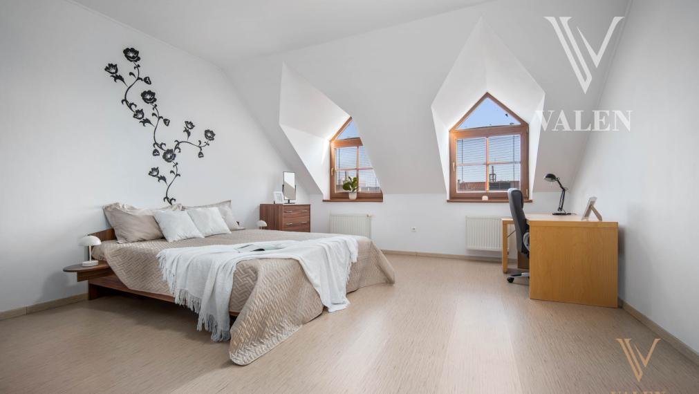 VALEN | Priestranný 3i byt na Obchodnej ulici, Staré mesto - Bratislava