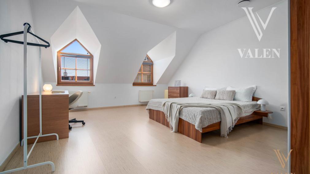 VALEN | Priestranný 3i byt na Obchodnej ulici, Staré mesto - Bratislava