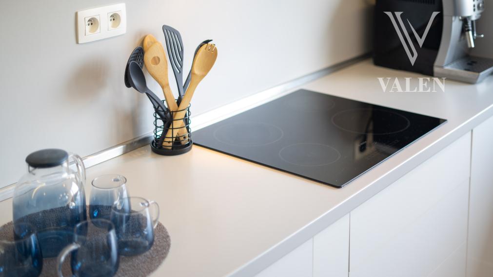 VALEN | Moderný 3-izbový mezonet s parkovaním – Trenčianska