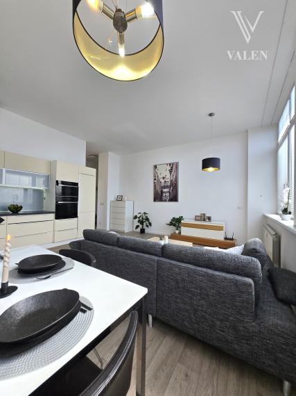 VALEN | Priestranný 3i byt s krásnym výhľadom na Stromovej, Kramáre
