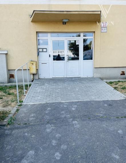 Útulný 1,5i byt neďaleko OC VIVO!