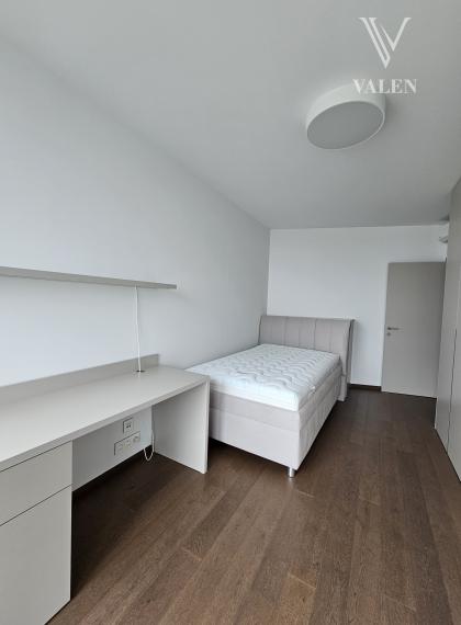 VALEN | Luxusný 4 izbový byt v projekte EUROVEA TOWER