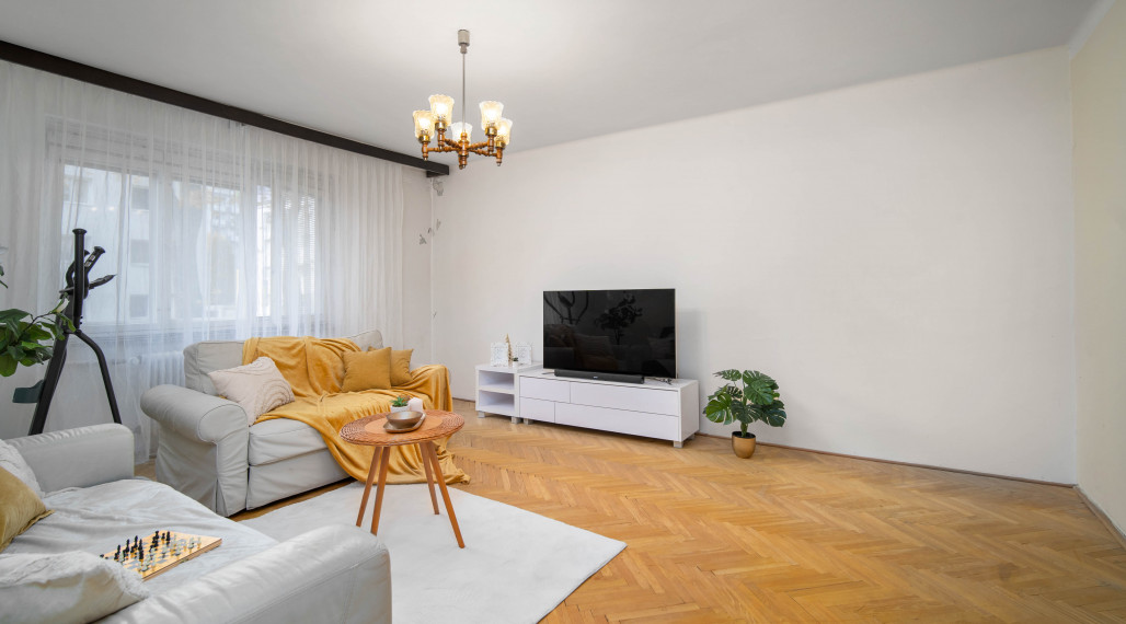 VALEN | Priestranný 3-izbový byt na predaj REZERVOVANÉ