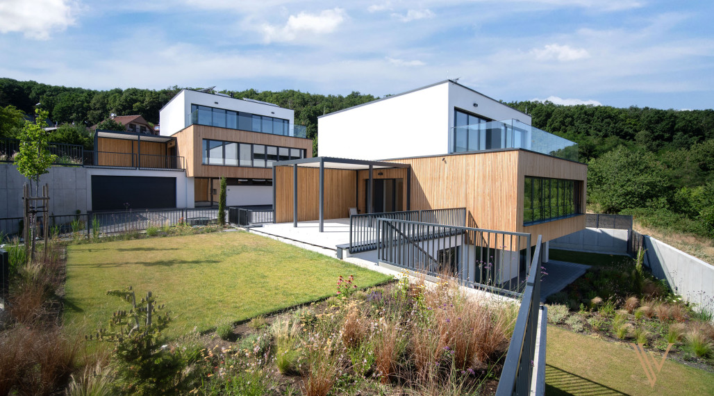 VALEN | Exkluzívny viladom 2 s krásnym výhľadom na mesto