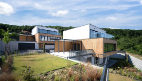 VALEN | Dvojica exkluzívnych víl s krásnym výhľadom na mesto