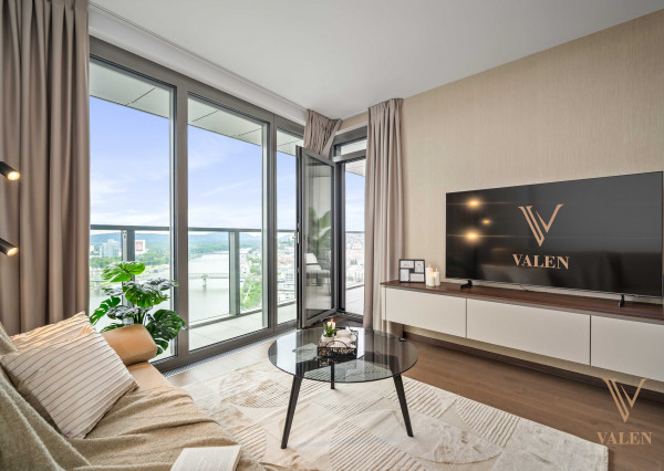 VALEN | Luxusný 2 izbový byt s výhľadom na hrad v projekte EUROVEA TOWER