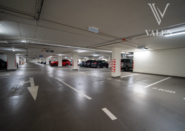 VALEN | Voľné parkovacie miesto v Skyparku - prenájom