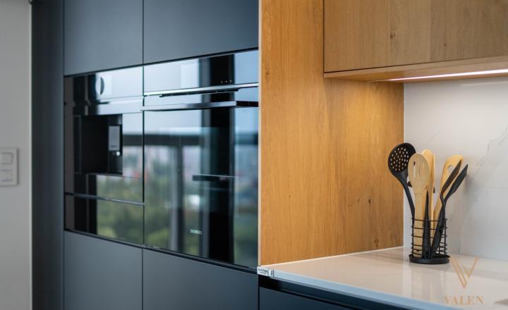 REZERVOVANÉ  | VALEN | Luxusný 4 izbový byt v projekte EUROVEA TOWER - fotografia 3