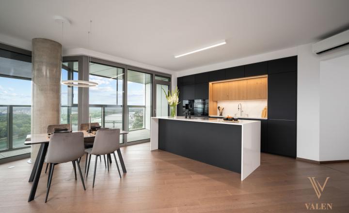REZERVOVANÉ  | VALEN | Luxusný 4 izbový byt v projekte EUROVEA TOWER - fotografia 9